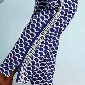 2/40$ Anthropologie mermaid print navy and white size xs